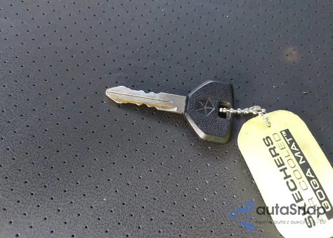 1999 Jeep Wrangler Se z USA, uszkodzony, nr VIN 1J4FY29P8XP439943